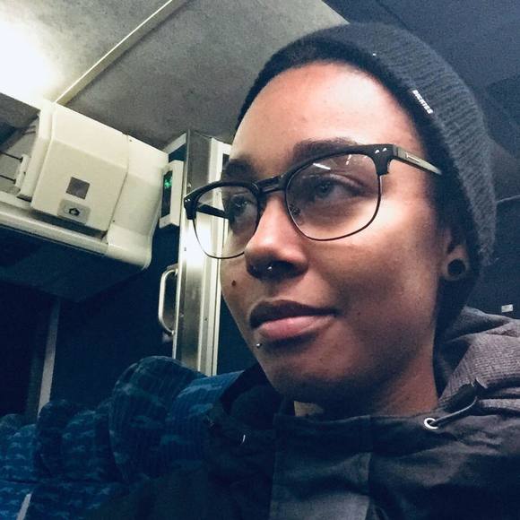 Meet your Posher, Christien - Picture 1 of 1